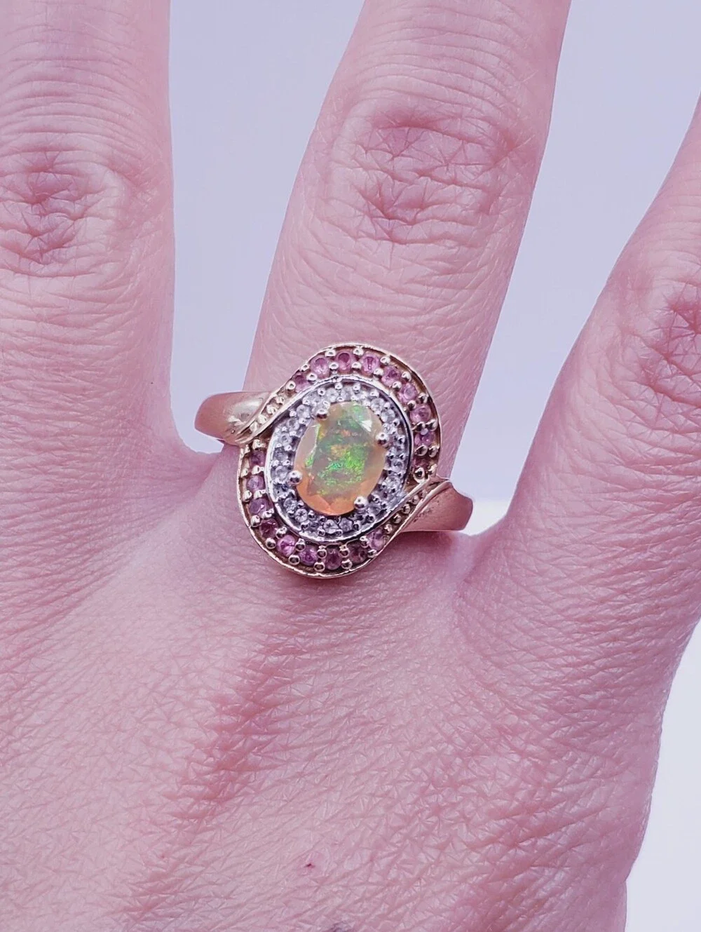 Opal & Pink Halo Ring - Yellow Gold - 925